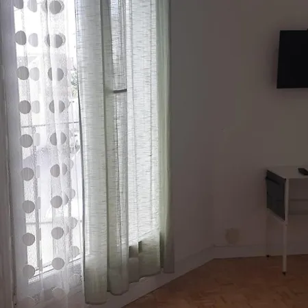 Casa de hóspedes Proche De Paris Et Roissy *